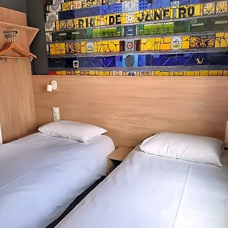 Hotel Kyriad Direct Nord Memorial